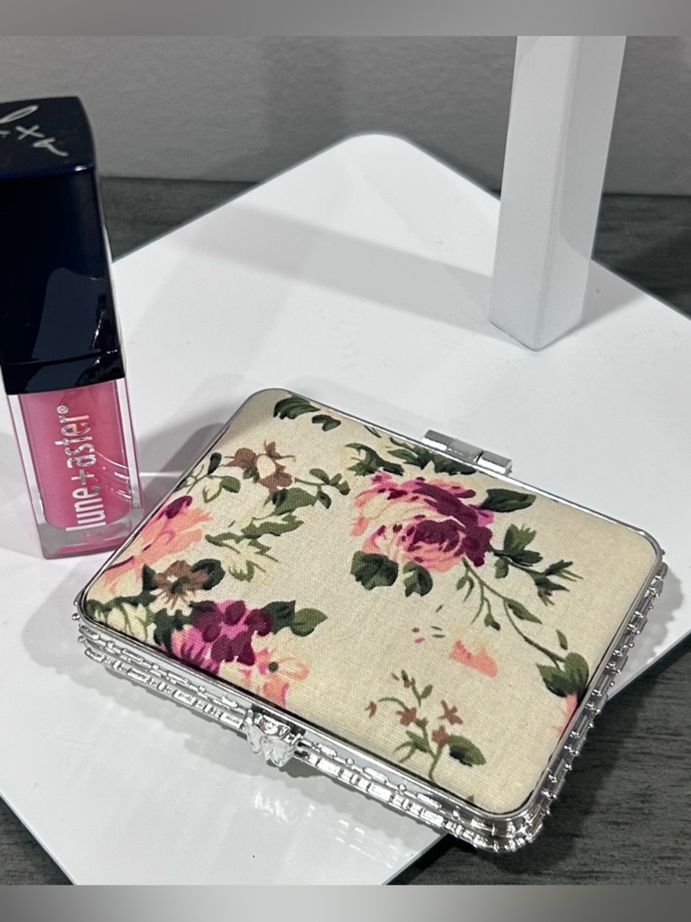 Floral Compact & Liquid Lipstick Duo